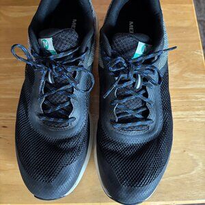 Merrell Hiking Sneakers, Size 11, in Black